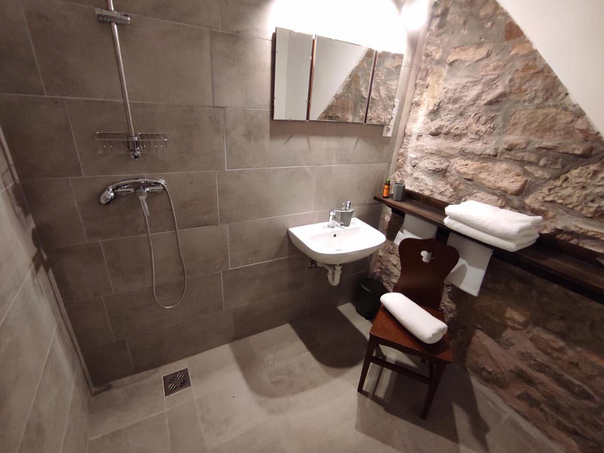 Kishaz A Szolohegyen Apartment Balatonakali Bagian luar foto